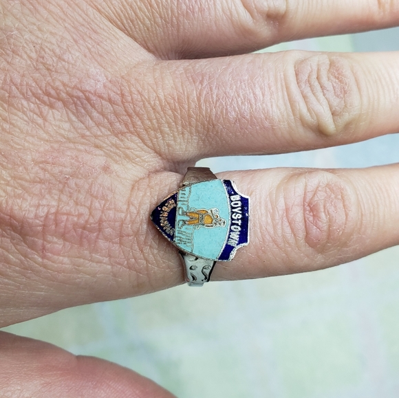 Boystown Nebraska Adjustable Historical Souvenir Ring - Picture 2 of 6